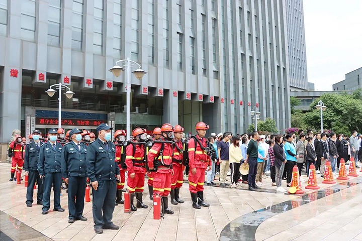 总结反思促提升，谋划部署再发力——记集团2022年度总部办公大楼火灾事故应急演练